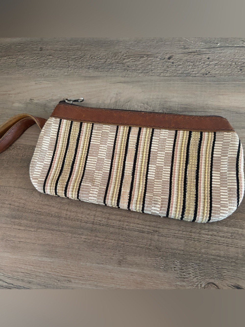 Nena & co clutch